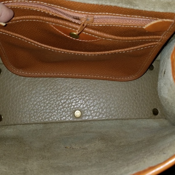 Vintage Dooney and Bourke Med.Essex bag - Picture 7 of 8